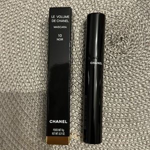 NWB Chanel Le Volume Mascara in Noir
